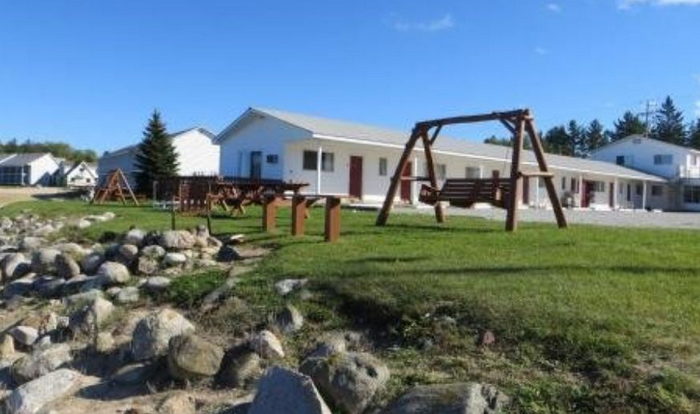 Bells Melody Motel - Web Listing (newer photo)